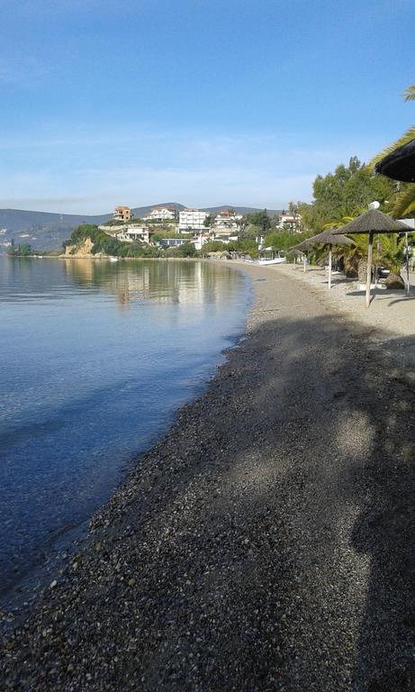 Aparthotel Μeltemi Glífa Exterior foto
