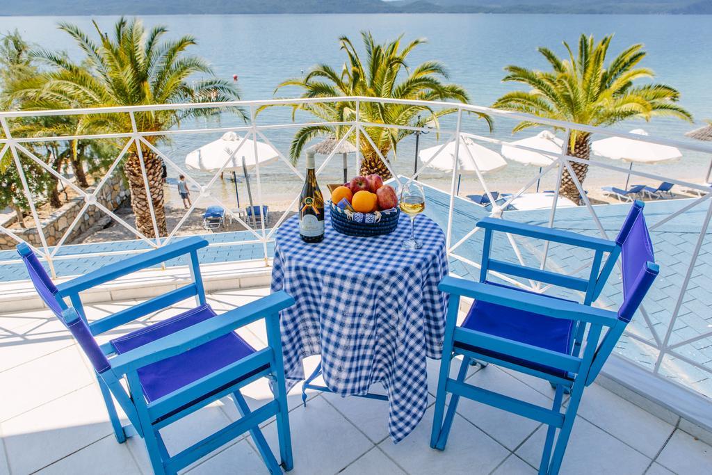 Aparthotel Μeltemi Glífa Exterior foto